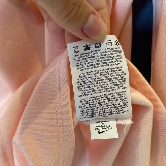 NWOT Nike Ladies Medium Golf Pullover - Picture 10 of 10